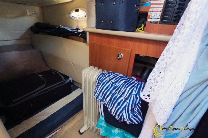 Bayliner 300sb lit 2