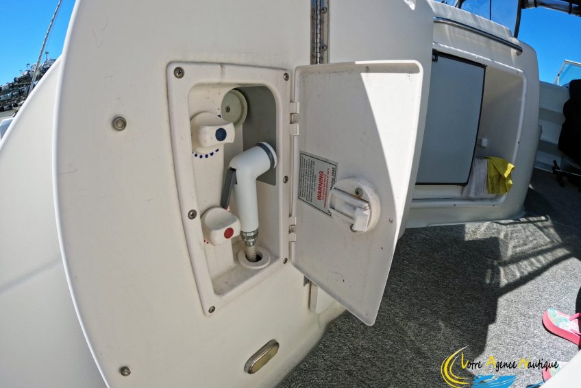 Bayliner 300sb douchette